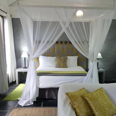Hornbill House Self Catering Accommodation Hermanus Exterior foto