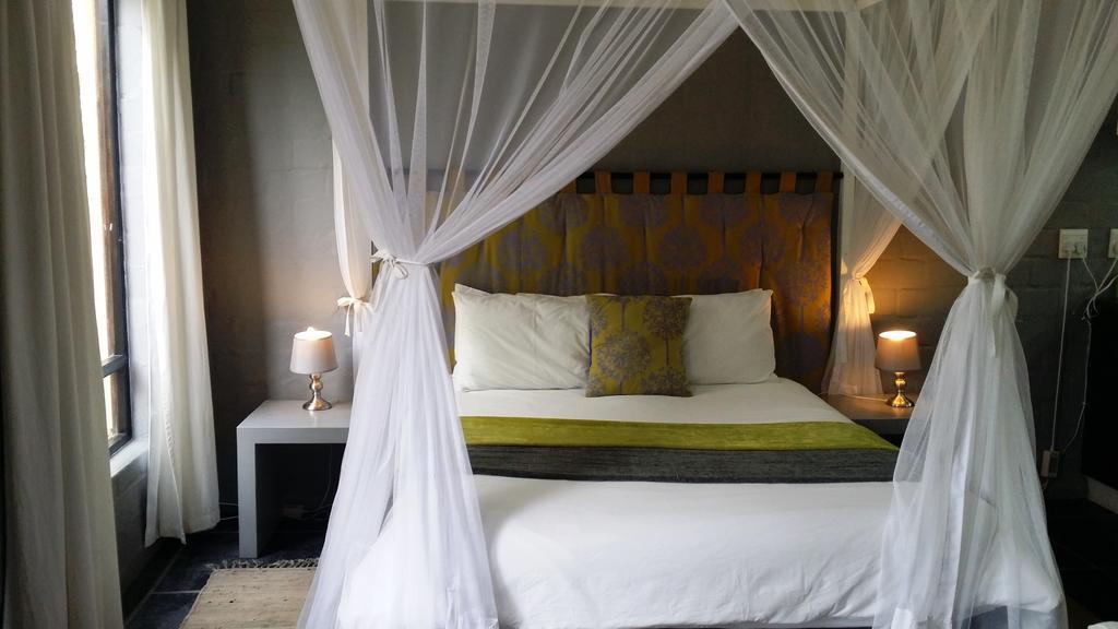 Hornbill House Self Catering Accommodation Hermanus Zimmer foto